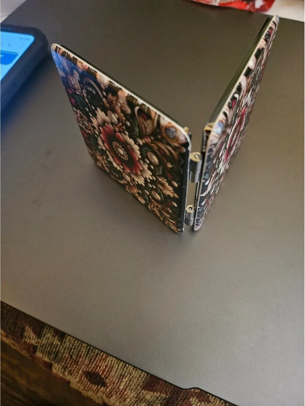 New - compact mirror - see pic for design